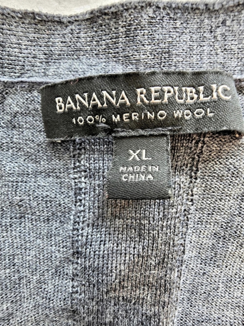 Banana Republic Merino Wool Cardigan Gray XL - Picture 3 of 9